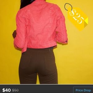 Levi’s semi-cropped button down corduroy jacket